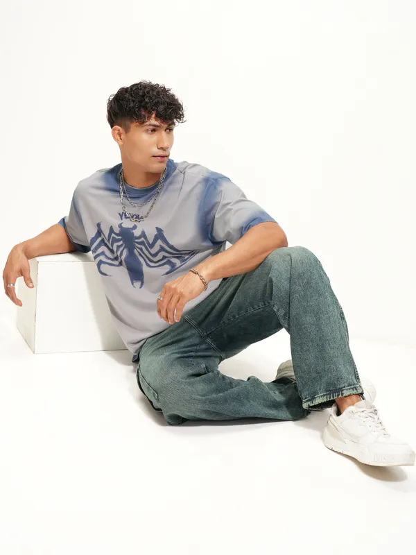 Marvel By Highlander Men Grey Venom Printed Round Neck Oversized Fit T-Shirt