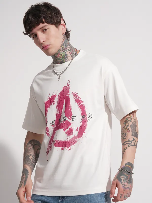 Marvel By Highlander Men Off White Avengers Printed Round Neck T-Shirt