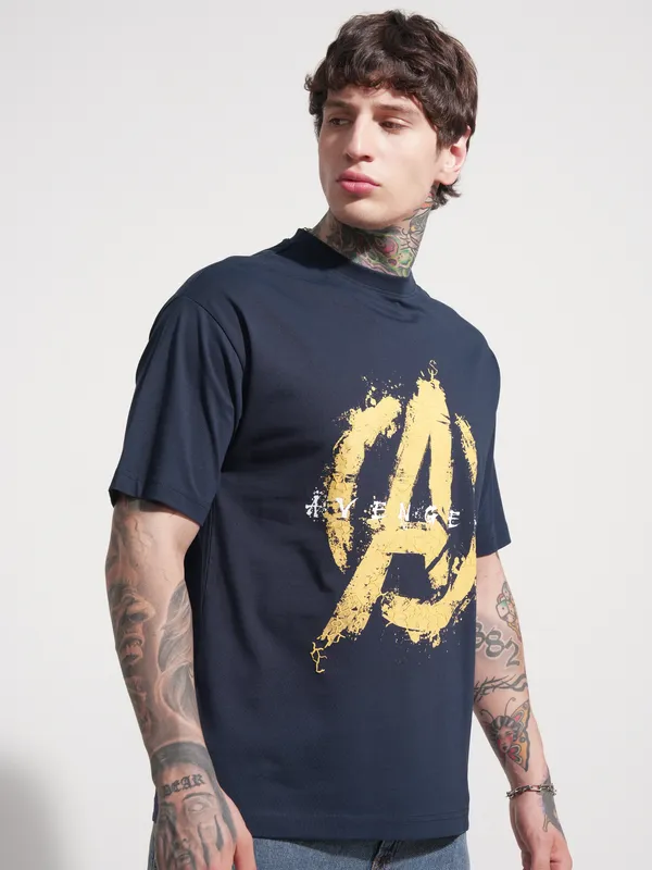 Marvel By Highlander Men Navy Blue Avengers Printed Round Neck T-Shirt