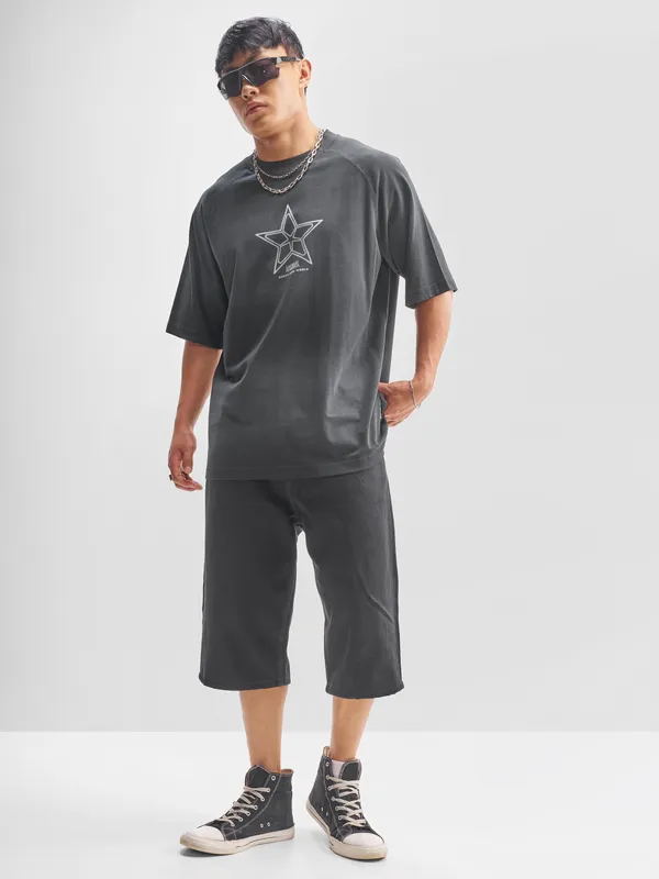 Marvel By Highlander Men Black Captain America Printed Round Neck Oversized Fit T-Shirt