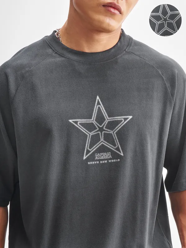 Marvel By Highlander Men Black Captain America Printed Round Neck Oversized Fit T-Shirt