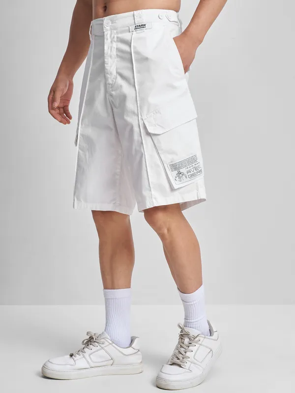 Marvel By Highlander Men White Iron Man Relaxed Fit Cargo Shorts