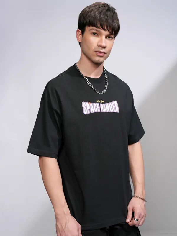 Disney By Highlander Men Black Buzz Lightyear Printed Round Neck Oversized Fit T-Shirt