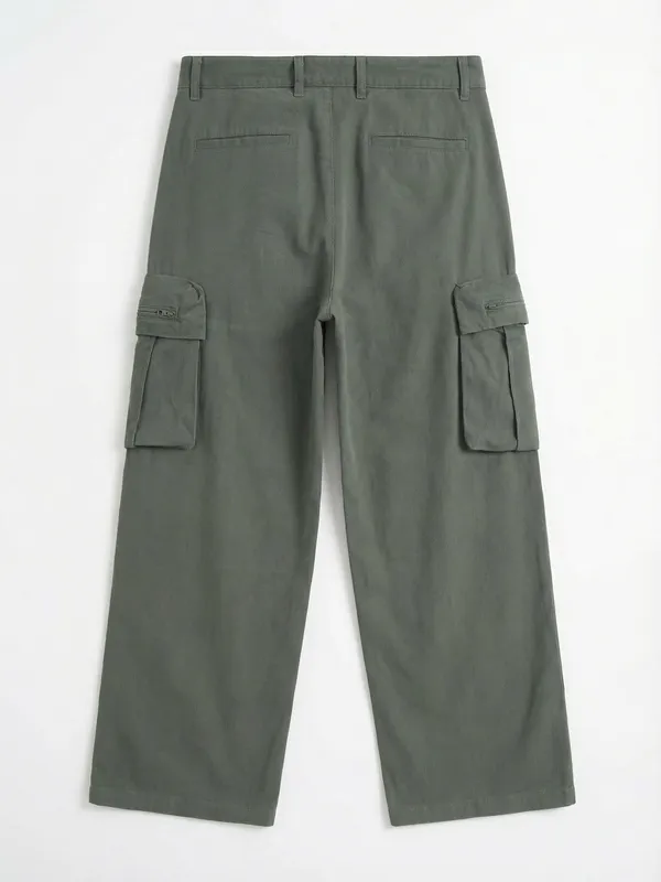 Highlander Men Olive Star Wars Loose Fit Solid Regular Trouser