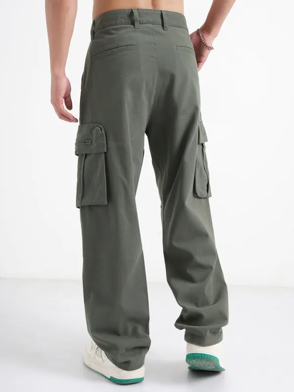 Highlander Men Olive Star Wars Loose Fit Solid Regular Trouser