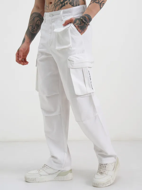 Star Wars Highlander Men White Star Wars Loose Fit Solid Regular Trouser