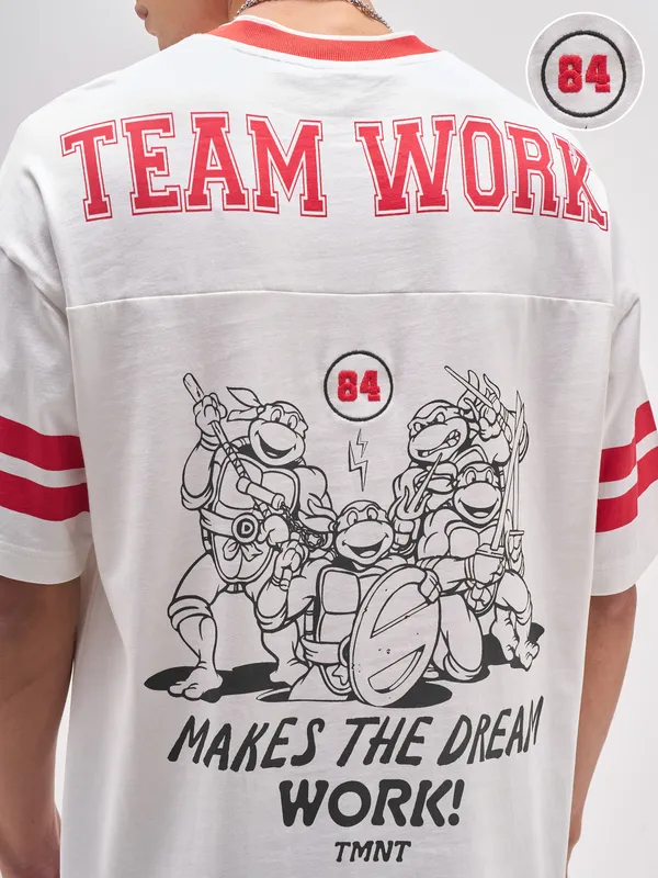 Highlander Men White Ninja Turtles Embroidered V-Neck Embroidered T-Shirt