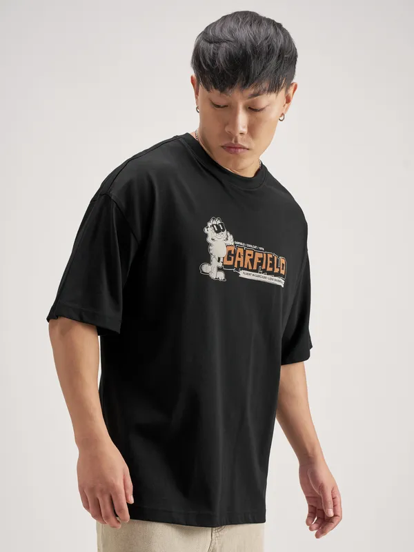 Highlander Men Black Garfield Printed Round Neck Oversized Fit T-Shirt