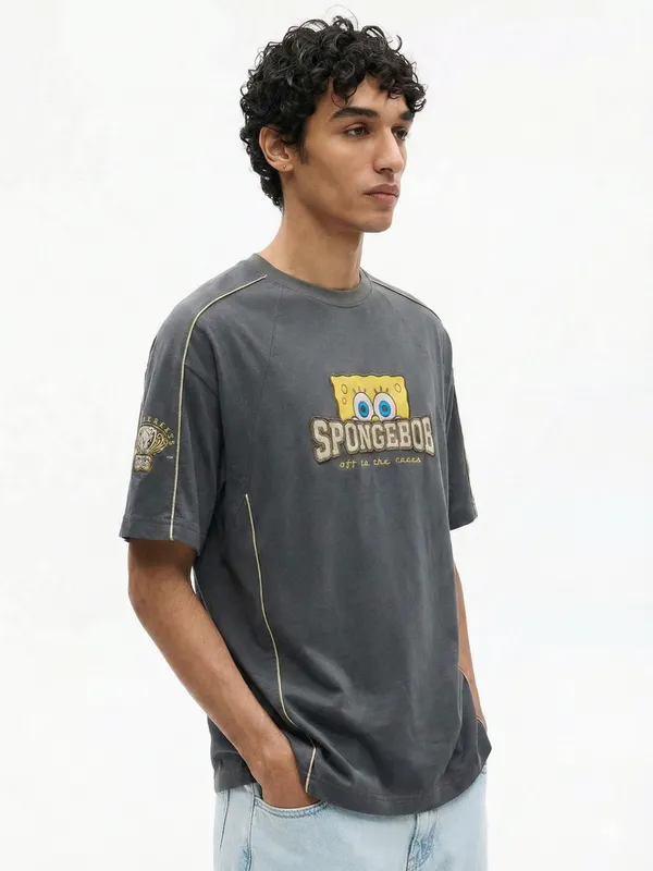 Spongebob Squarepants Men Printed Round Neck Oversized Fit T-Shirt