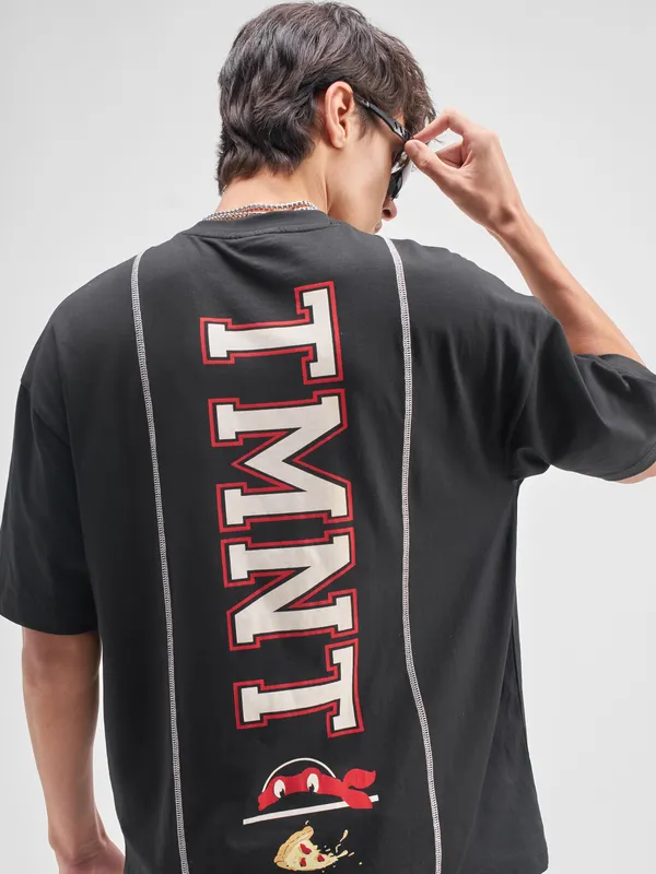 Highlander Men Black Ninja Turtles Embroidered Round Neck Embroidered T-Shirt