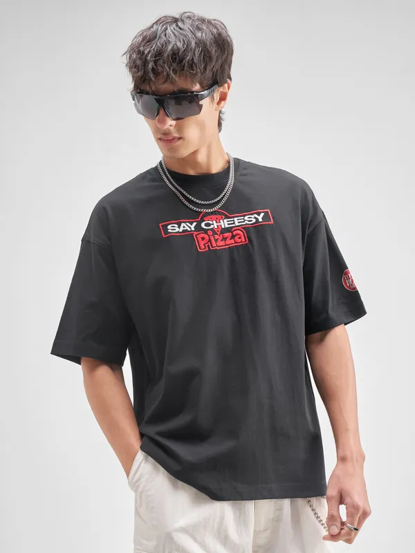 Highlander Men Black Ninja Turtles Embroidered Round Neck Embroidered T-Shirt