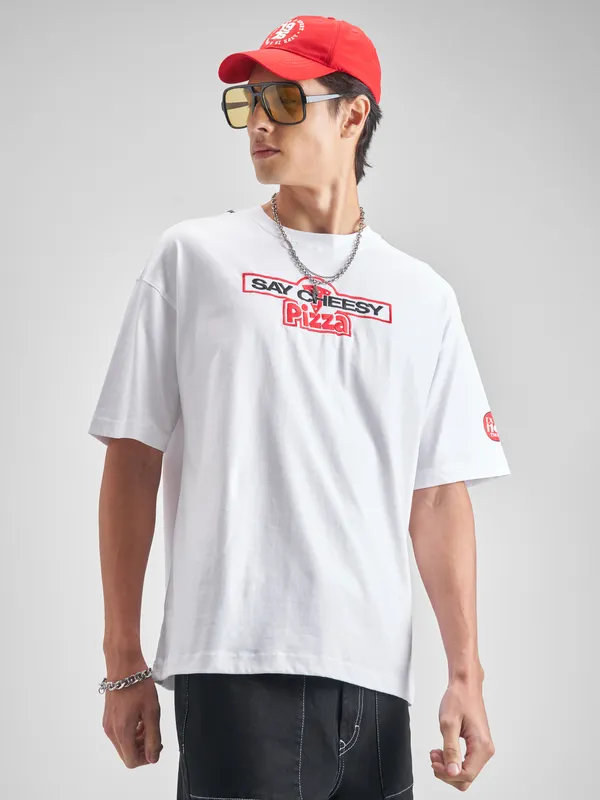 Highlander Men White Ninja Turtles Embroidered Round Neck T-Shirt