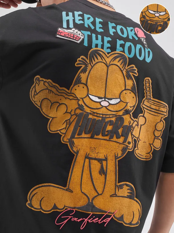 Highlander Men Black Garfield Printed Round Neck Oversized Fit T-Shirt