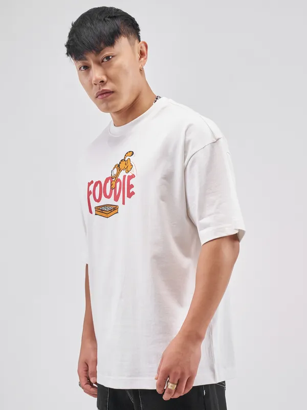 Highlander Men White Garfield Printed Round Neck Oversized Fit T-Shirt