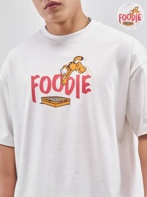 Highlander Men White Garfield Printed Round Neck Oversized Fit T-Shirt