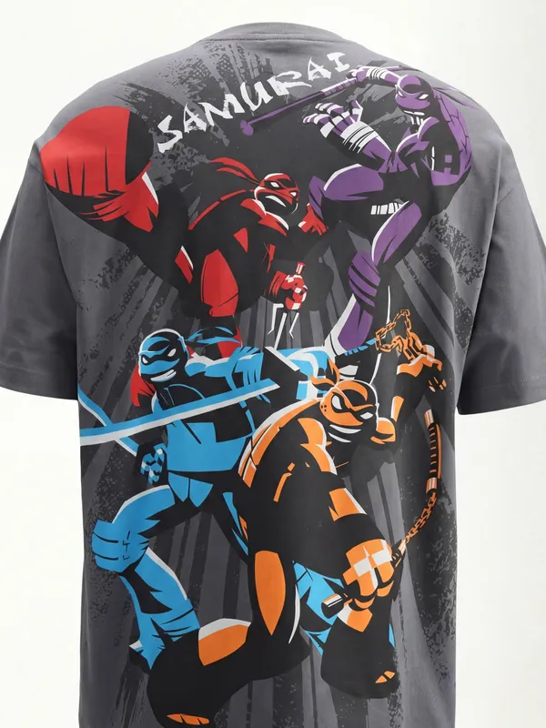 Highlander Men Grey Ninja Turtles Printed Round Neck Oversized Fit T-Shirt