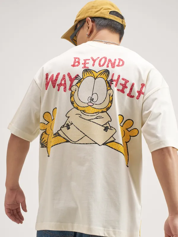 Highlander Men Beige Garfield Printed Round Neck Oversized Fit T-Shirt