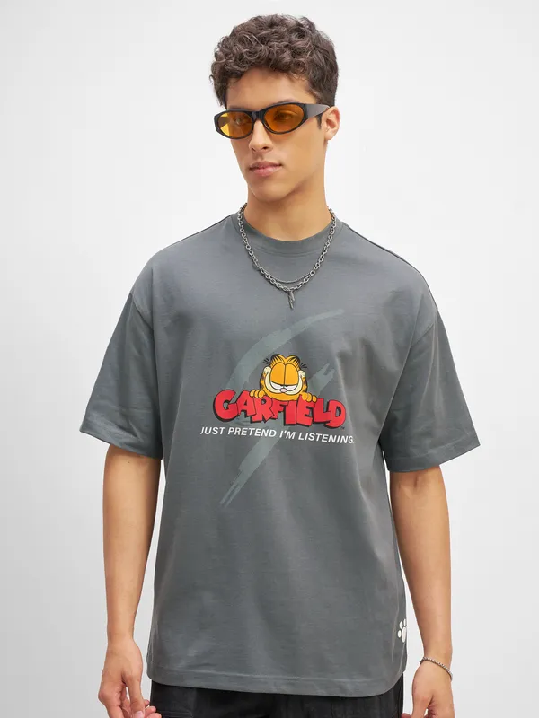 Highlander Men Grey Garfield Printed Round Neck Oversized Fit T-Shirt