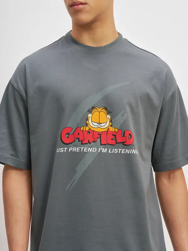 Highlander Men Grey Garfield Printed Round Neck Oversized Fit T-Shirt