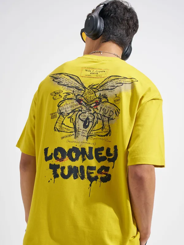 WB By Highlander Men Yellow Looney Tunes Printed Round Neck T-Shirt