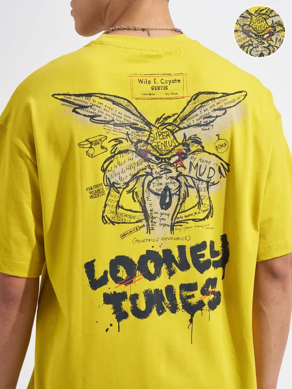 WB By Highlander Men Yellow Looney Tunes Printed Round Neck T-Shirt