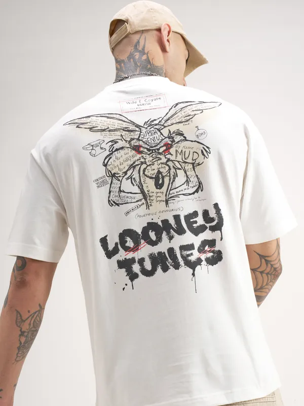 WB By Highlander Men White Looney Tunes Printed Round Neck T-Shirt
