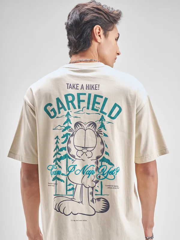 Highlander Men Beige Garfield Embroidered Round Neck T-Shirt