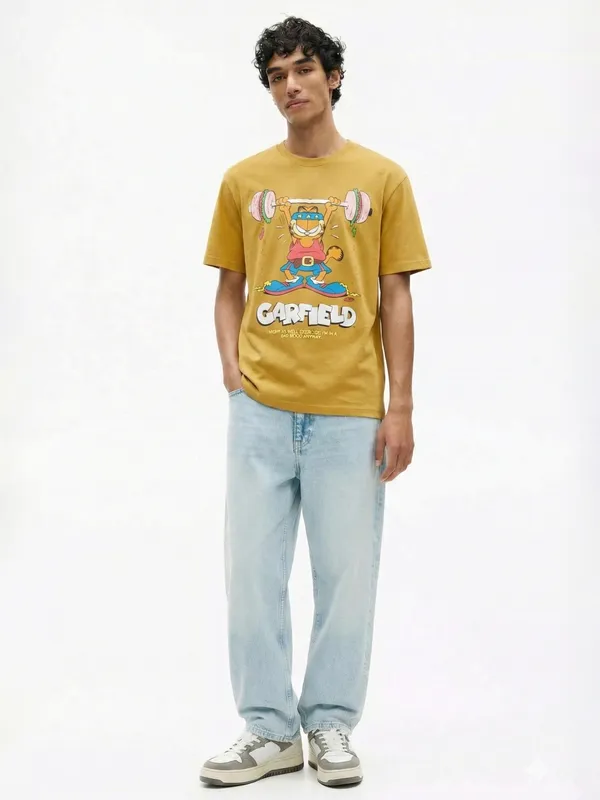 Highlander Men Mustard Garfield Printed Round Neck T-Shirt