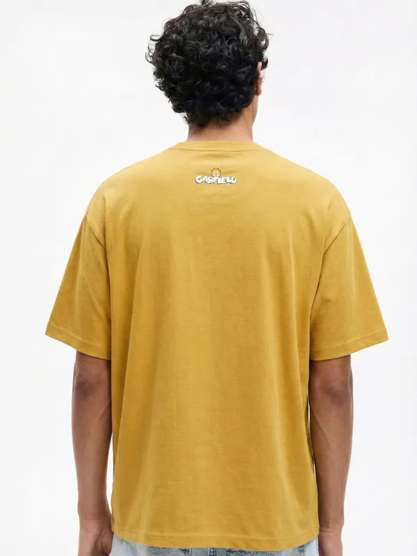 Highlander Men Mustard Garfield Printed Round Neck T-Shirt