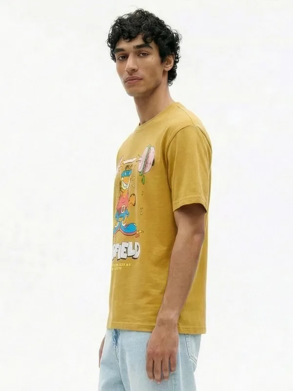 Highlander Men Mustard Garfield Printed Round Neck T-Shirt