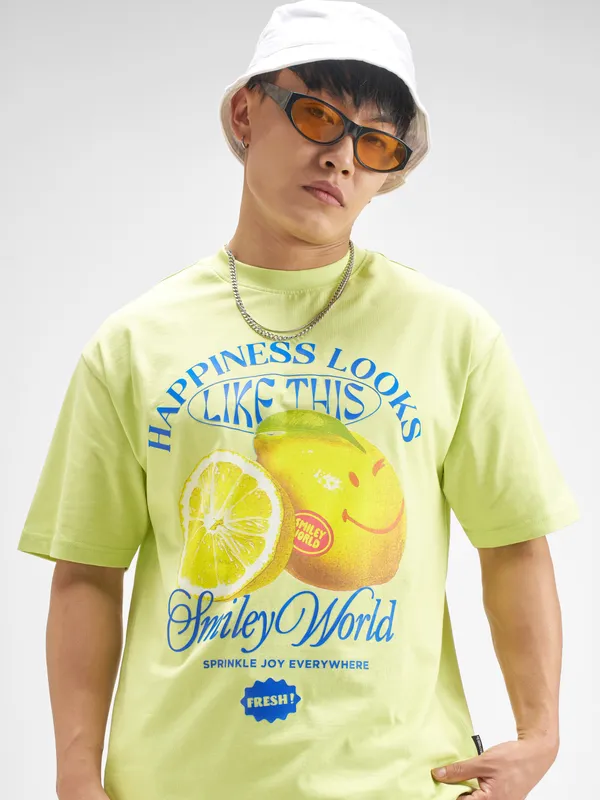 Highlander Men Green SmileyWorldÂ® Printed Round Neck T-Shirt