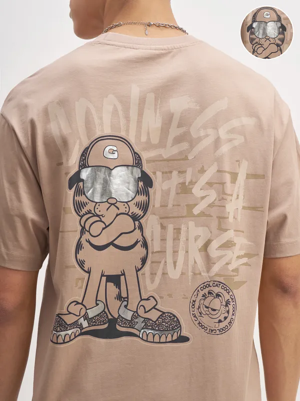 Garfield Men Printed Round Neck T-Shirt