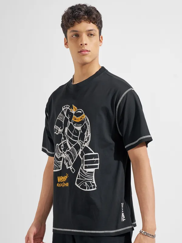 Highlander Men Black Ninja Turtles Embroidered Round Neck T-Shirt