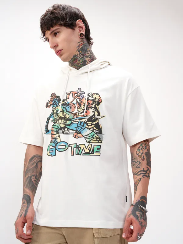 Viacom By Highlander Men White Ninja Turtles Printed Hood Oversized Fit T-Shirt