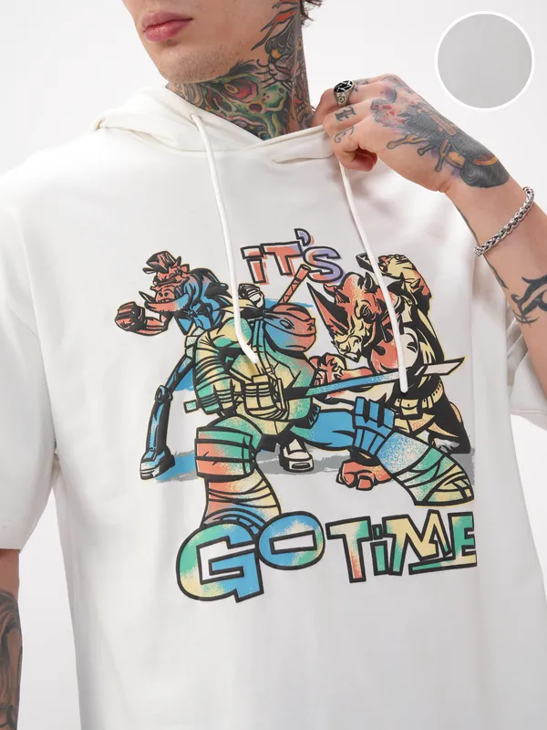 Viacom By Highlander Men White Ninja Turtles Printed Hood Oversized Fit T-Shirt