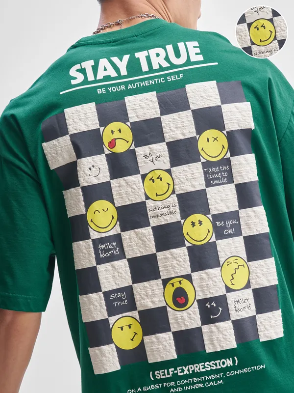 Highlander Men Green SmileyWorldÂ® Printed Round Neck Oversized Fit T-Shirt