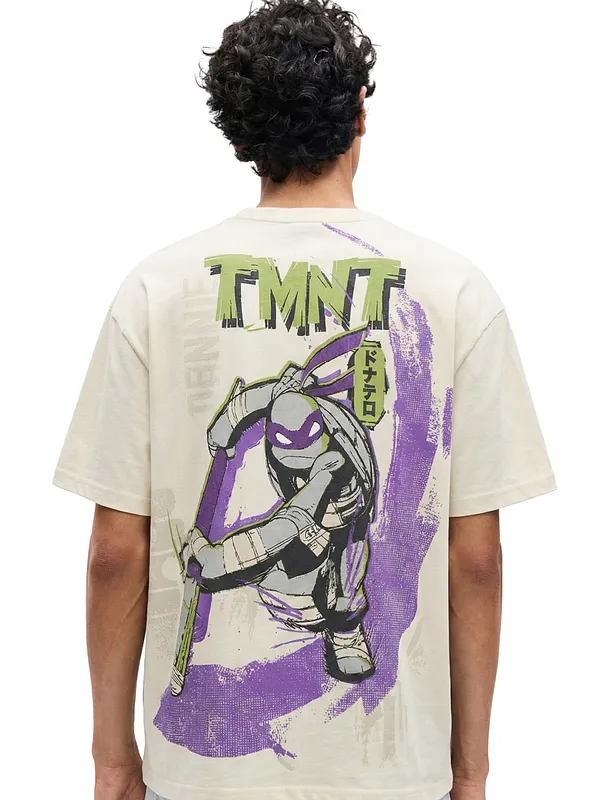 Highlander Men Cream Ninja Turtles Printed Round Neck Oversized Fit T-Shirt