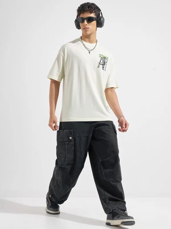 Highlander Men Cream Ninja Turtles Printed Round Neck Oversized Fit T-Shirt