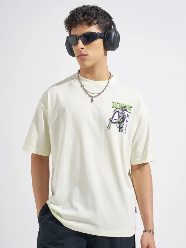 Highlander Men Cream Ninja Turtles Printed Round Neck Oversized Fit T-Shirt