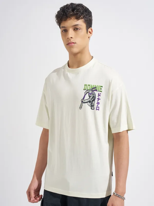 Highlander Men Cream Ninja Turtles Printed Round Neck Oversized Fit T-Shirt