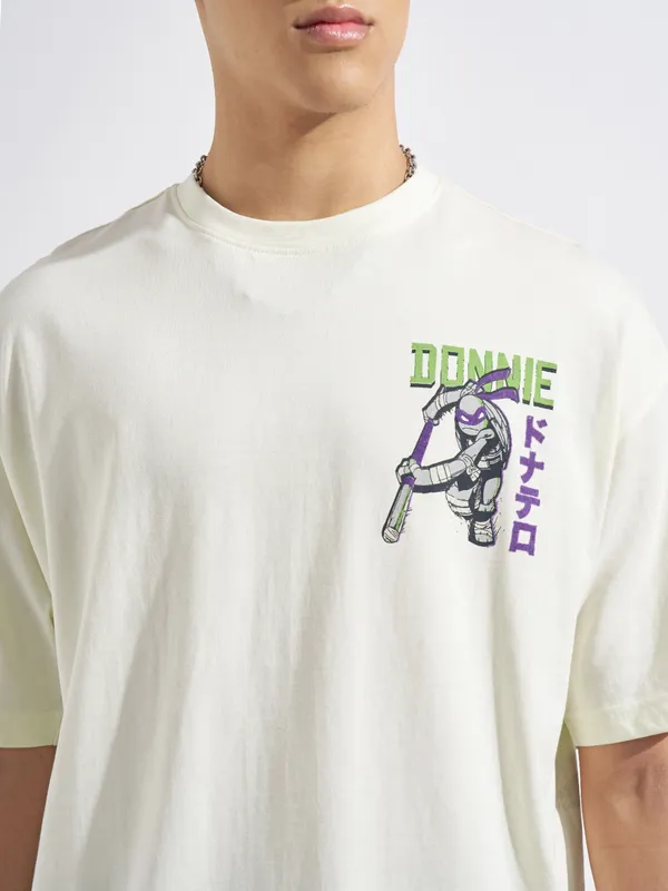 Highlander Men Cream Ninja Turtles Printed Round Neck Oversized Fit T-Shirt