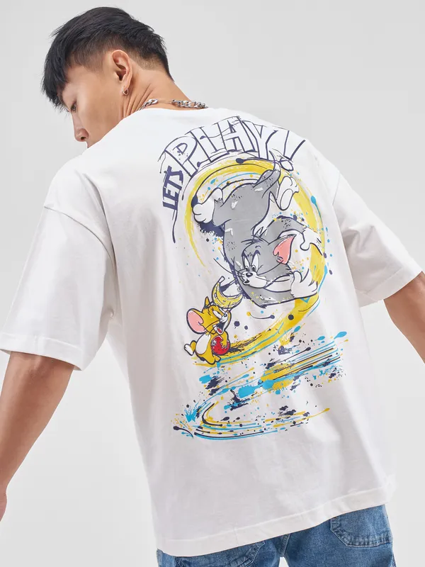 WB By Highlander Men White Tom And Jerry Printed Round Neck Oversized Fit T-Shirt