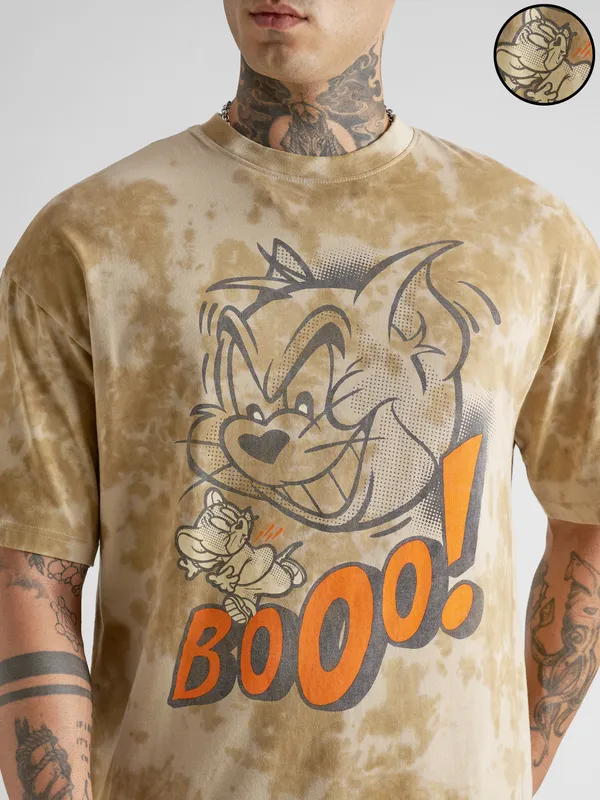 WB By Highlander Men Beige Tom And Jerry Printed Round Neck Oversized Fit T-Shirt