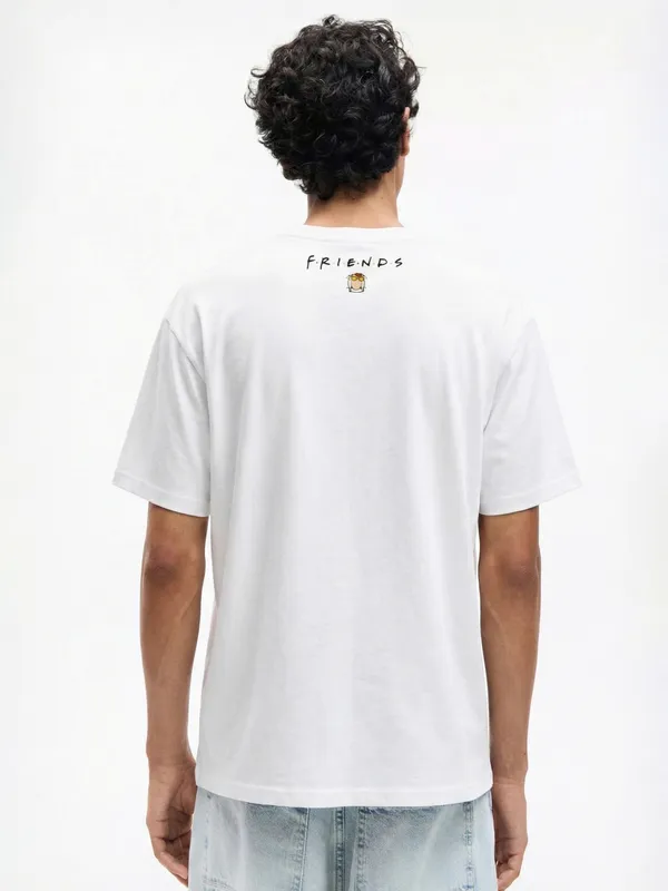 Highlander Men White FRIENDS Printed Round Neck T-Shirt