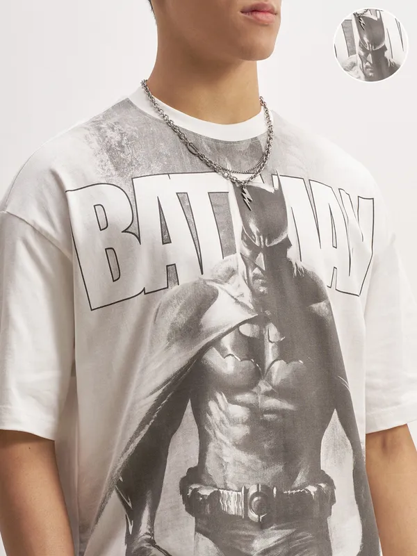 WB By Highlander Men White Batman Printed Round Neck Oversized Fit T-Shirt