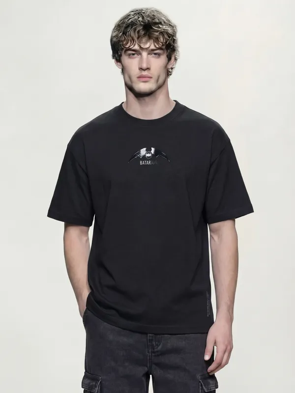 DC By Highlander Men Black Batman Printed Round Neck T-Shirt