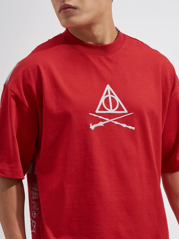 WB By Highlander Men Red Harry Potter Printed Round Neck Oversized Fit T-Shirt