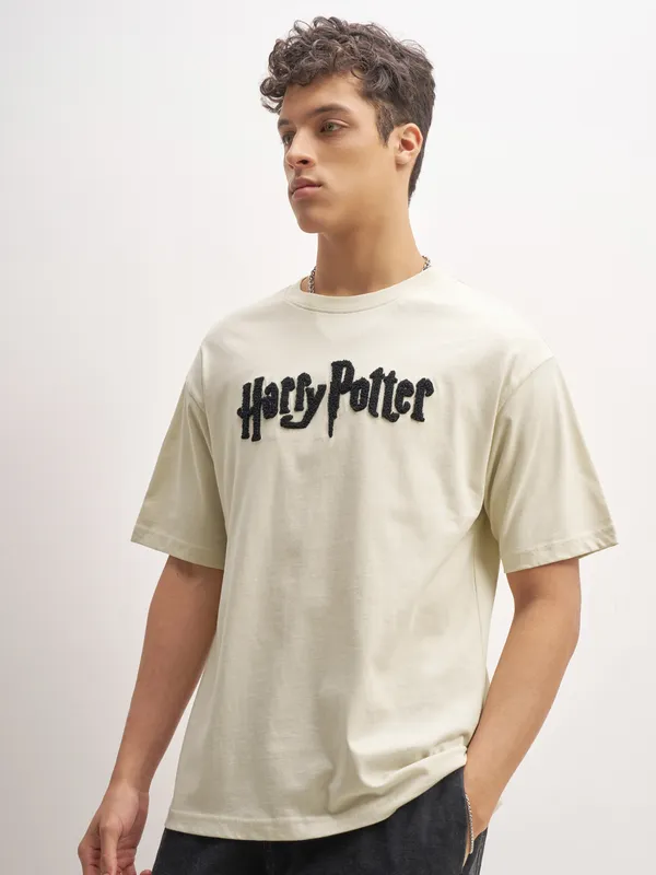 WB By Highlander Men Beige Harry Potter Embroidered Round Neck T-Shirt