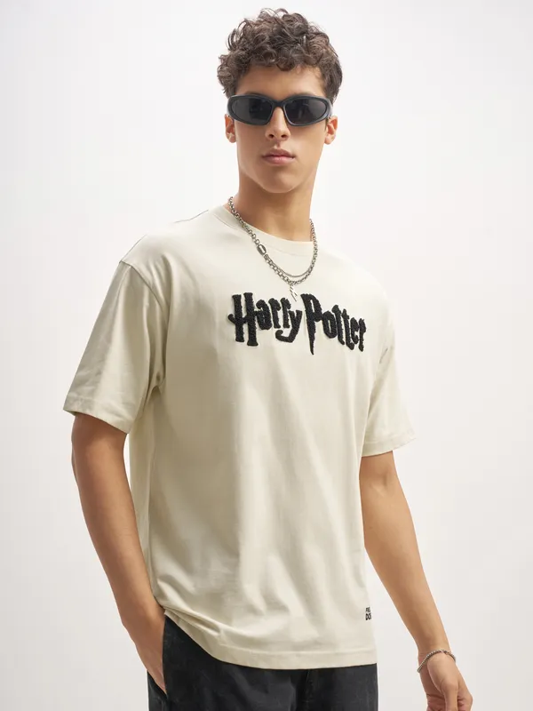 WB By Highlander Men Beige Harry Potter Embroidered Round Neck T-Shirt