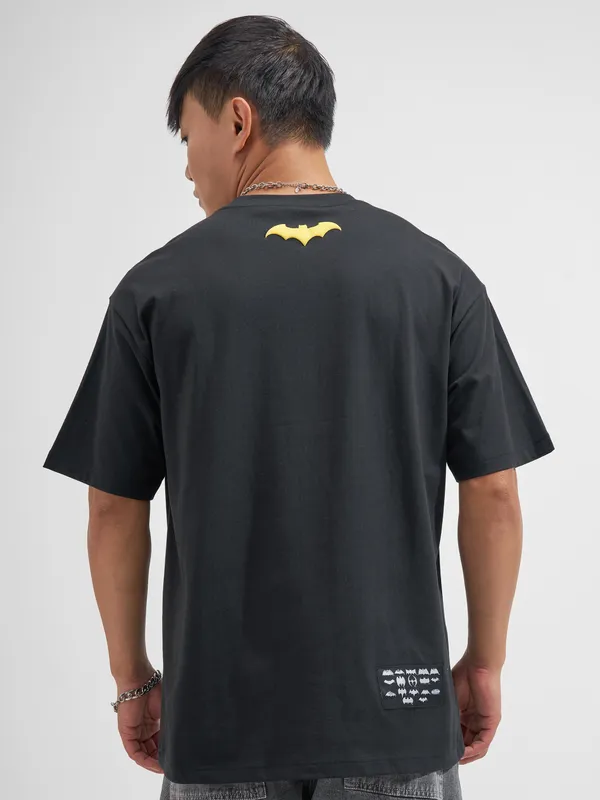 DC By Highlander Men Black Batman Printed Round Neck T-Shirt